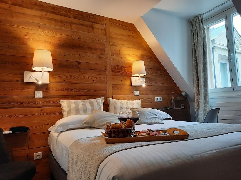 Hotel Des Princes, Chambery Centre Zewnętrze zdjęcie