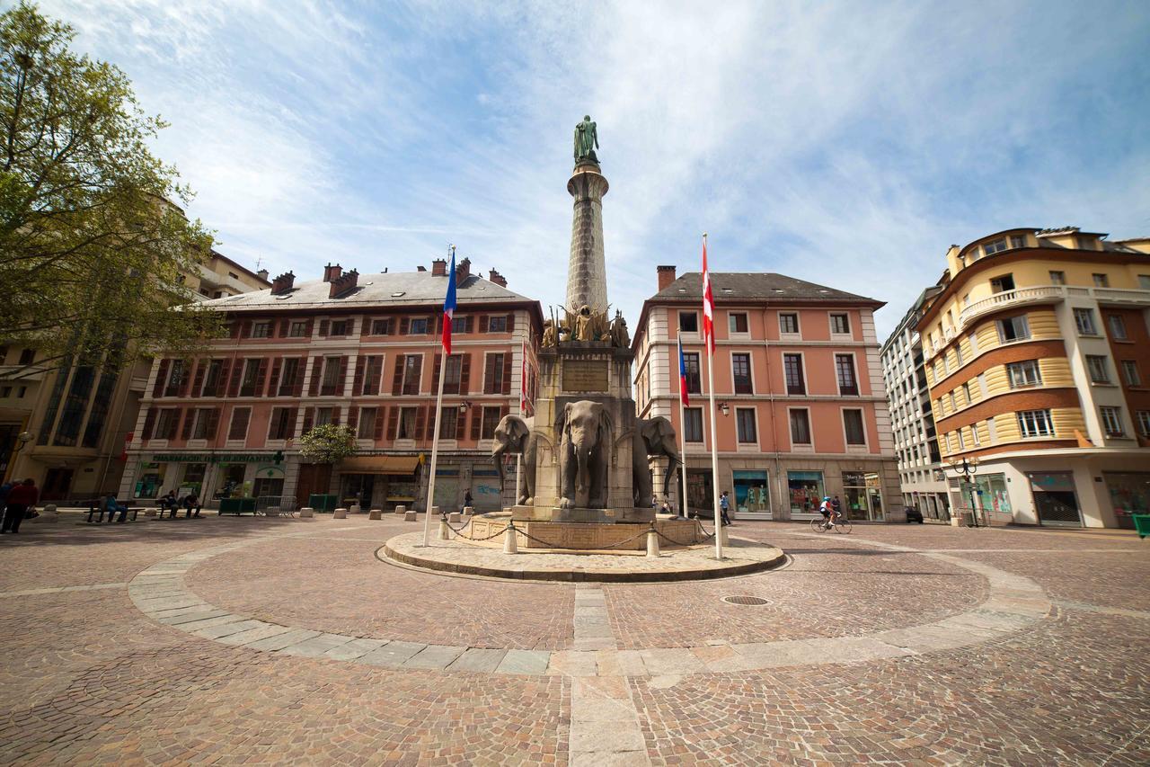 Hotel Des Princes, Chambery Centre Zewnętrze zdjęcie